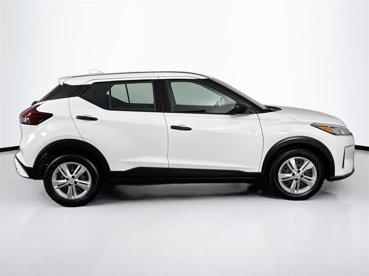 Nissan Kicks S FWD 2023