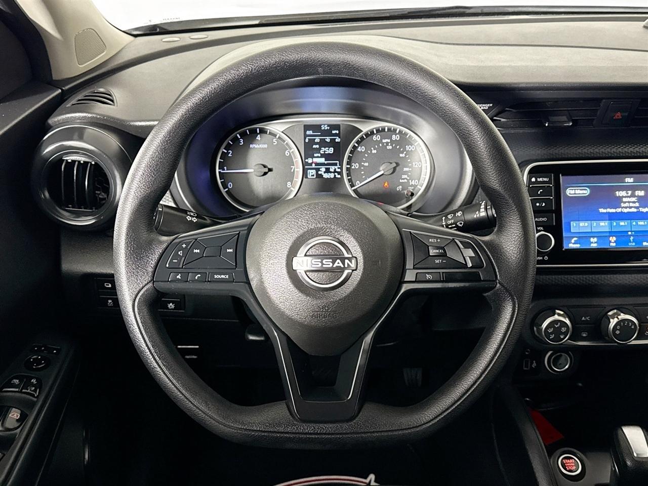 Nissan Kicks S FWD 2023