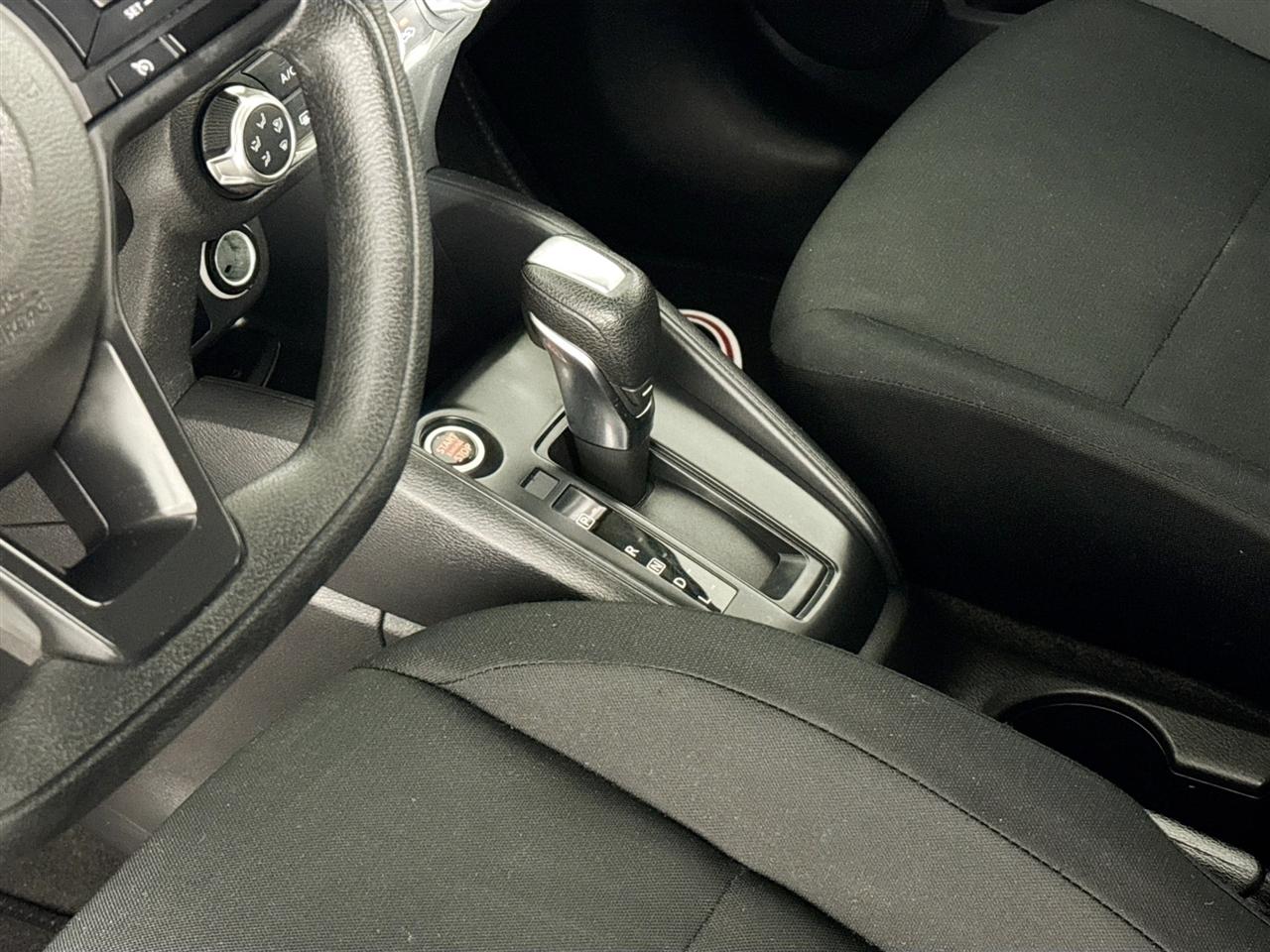 Nissan Kicks S FWD 2023