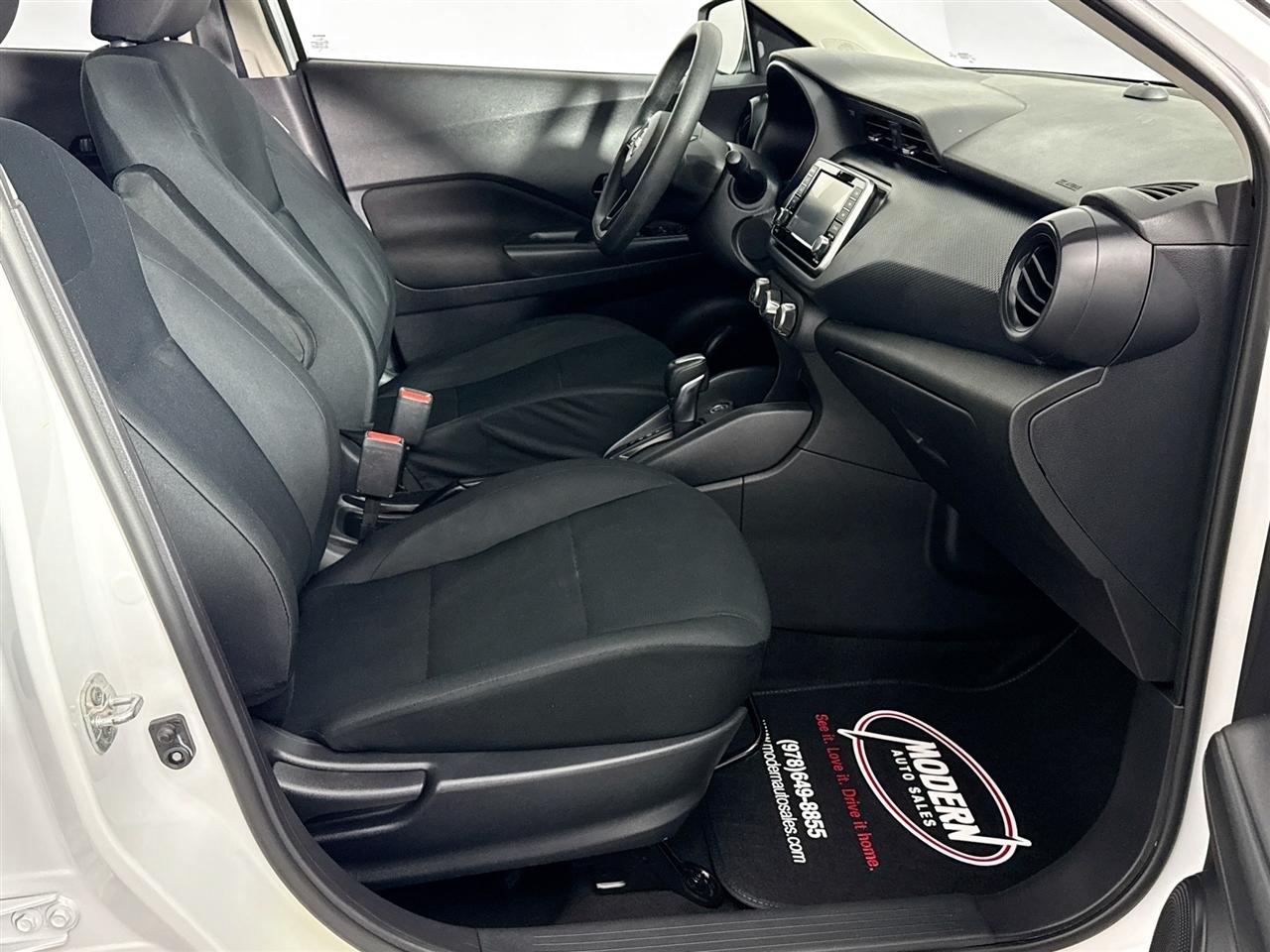 Nissan Kicks S FWD 2023