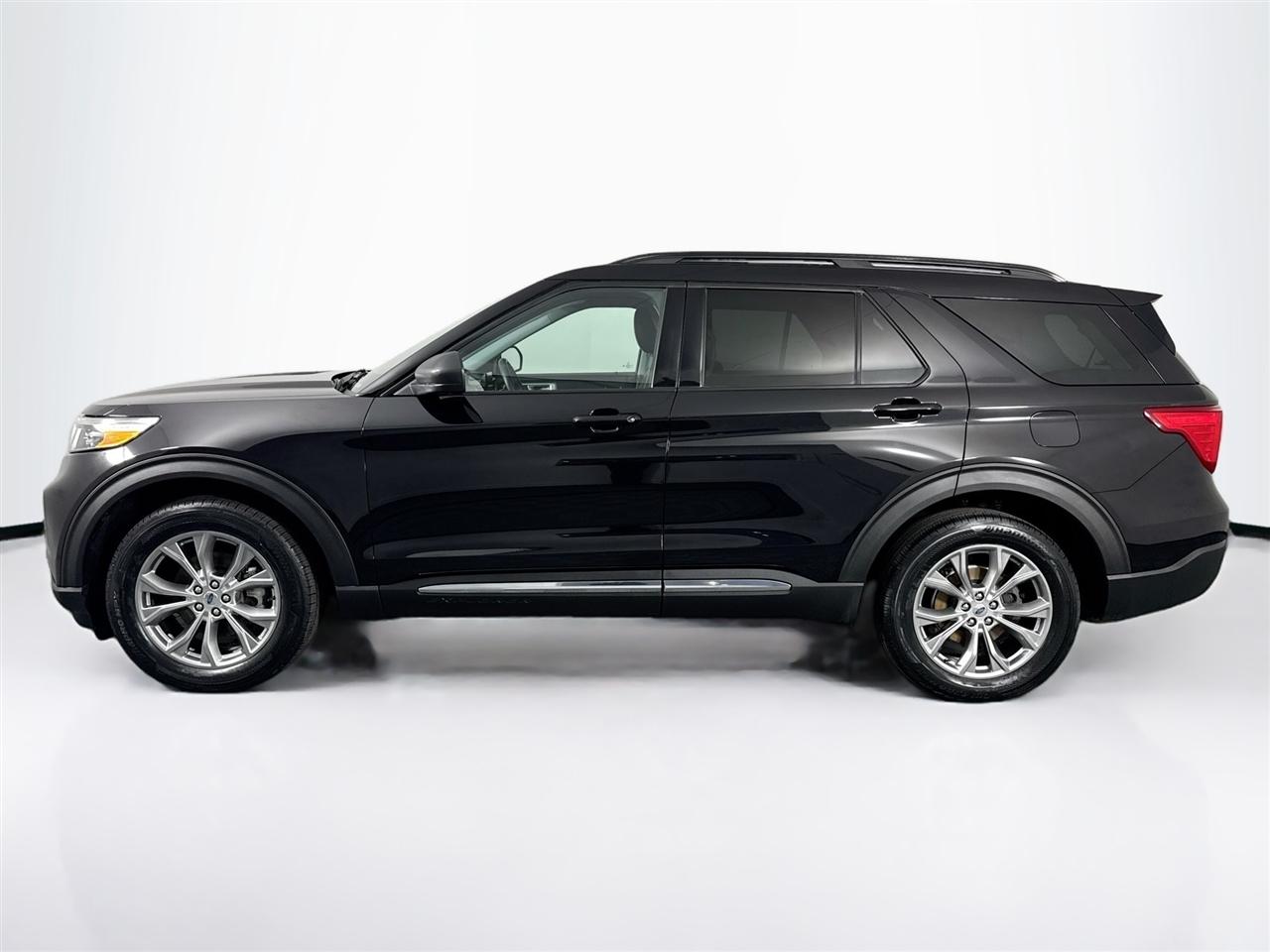 Ford Explorer XLT 4WD 2021