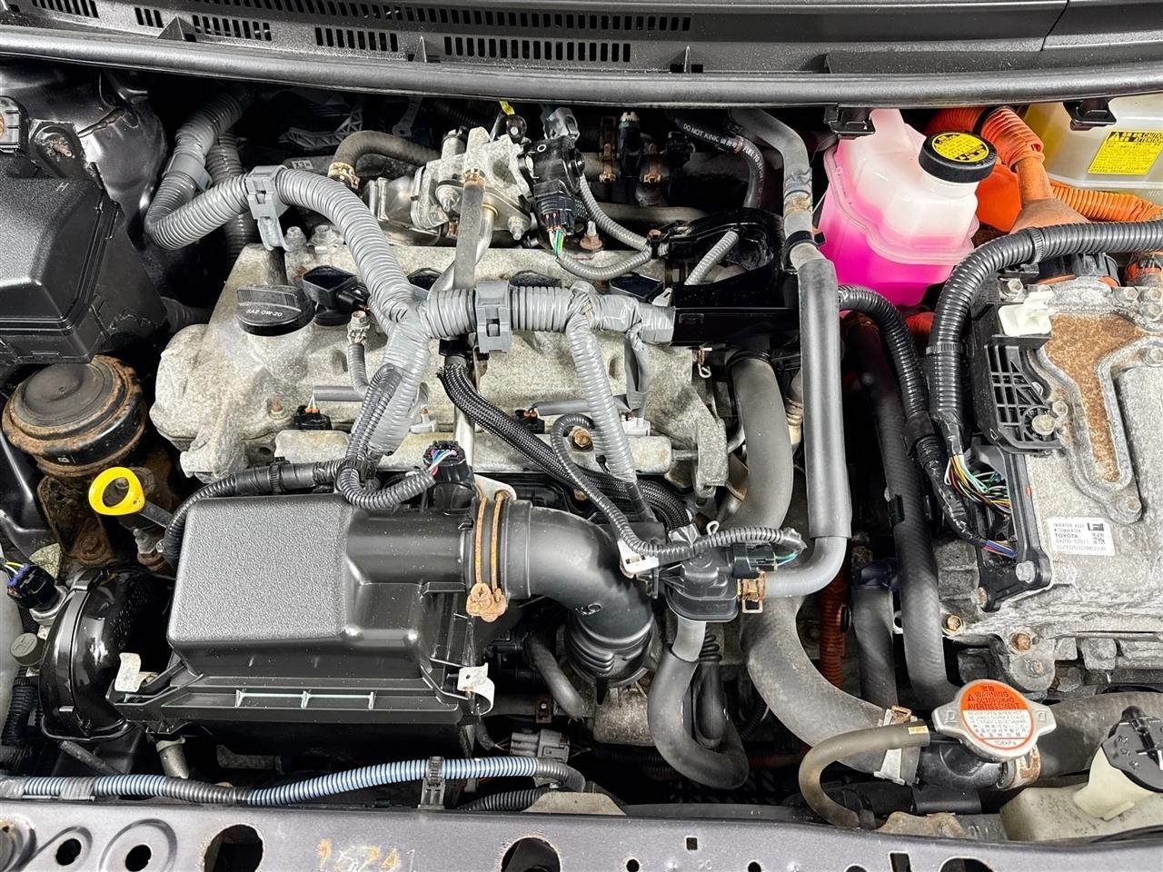 Toyota Prius c 5dr HB Persona Series (Natl) 2016