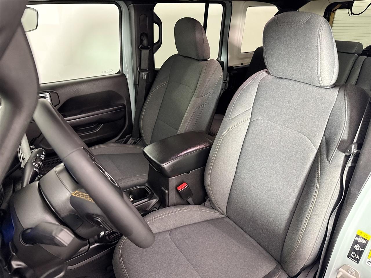 Jeep Wrangler 4xe Sport S 4x4 2024