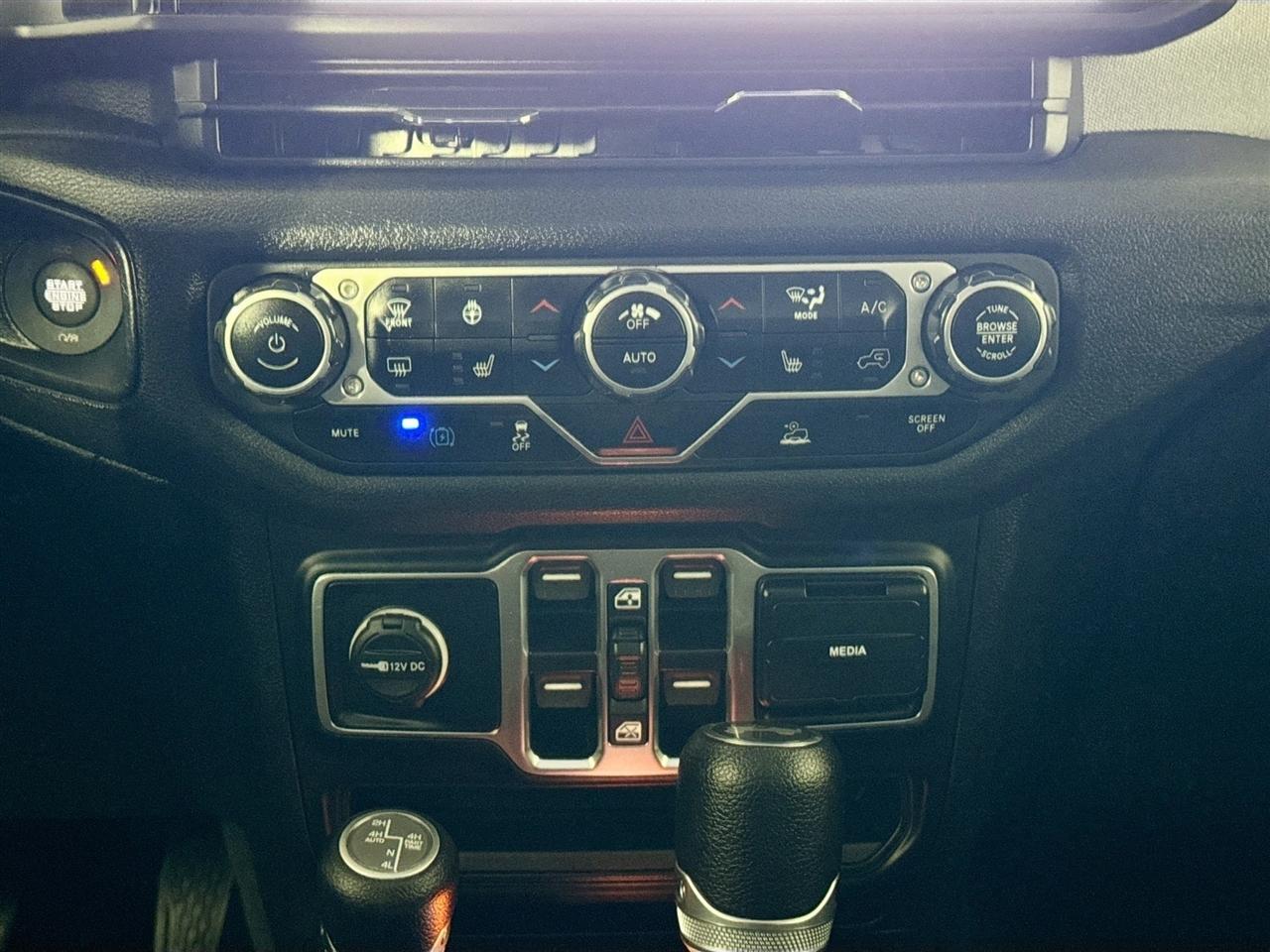 Jeep Wrangler 4xe Sport S 4x4 2024