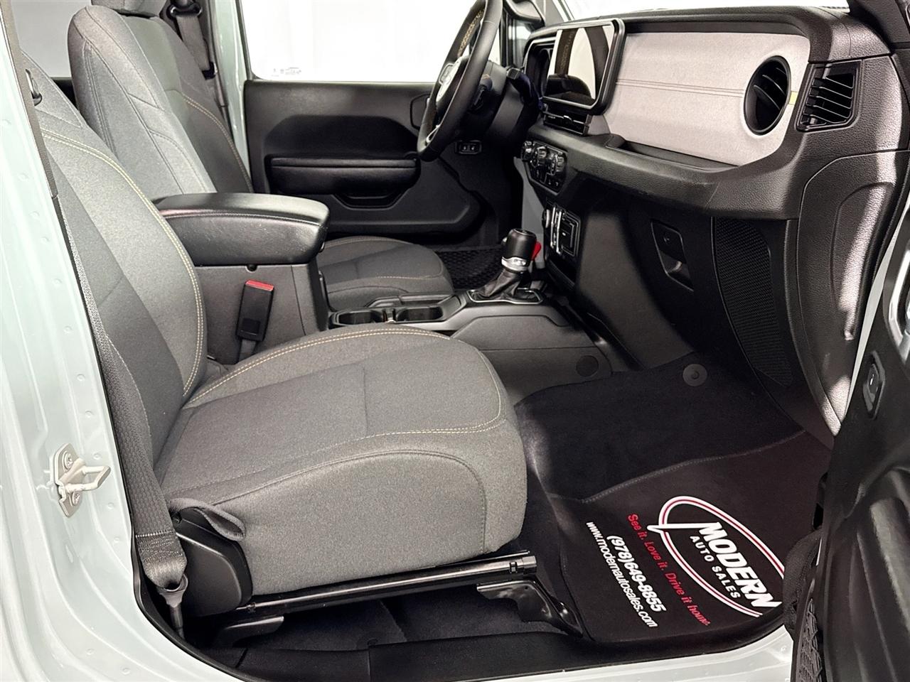 Jeep Wrangler 4xe Sport S 4x4 2024