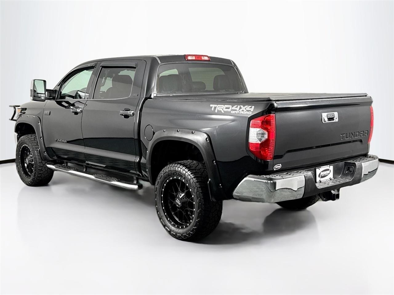 Toyota Tundra 4WD 1794 Edition CrewMax 5.5' Bed 5.7L (Natl) 2018