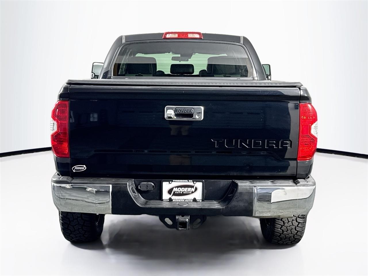 Toyota Tundra 4WD 1794 Edition CrewMax 5.5' Bed 5.7L (Natl) 2018