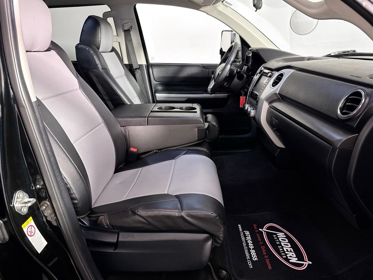 Toyota Tundra 4WD 1794 Edition CrewMax 5.5' Bed 5.7L (Natl) 2018