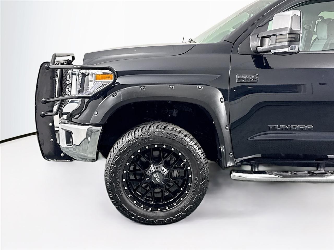 Toyota Tundra 4WD 1794 Edition CrewMax 5.5' Bed 5.7L (Natl) 2018