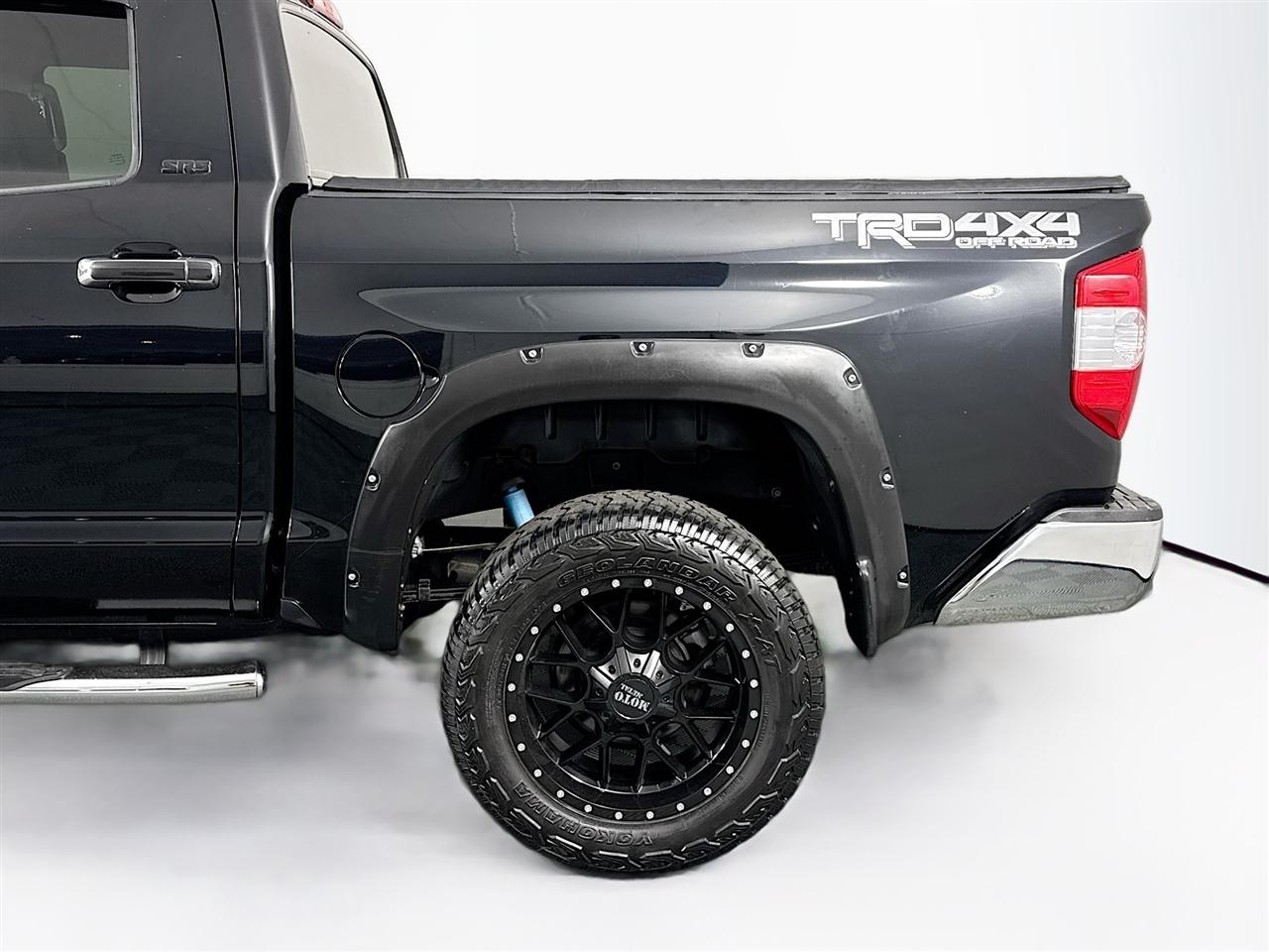 Toyota Tundra 4WD 1794 Edition CrewMax 5.5' Bed 5.7L (Natl) 2018