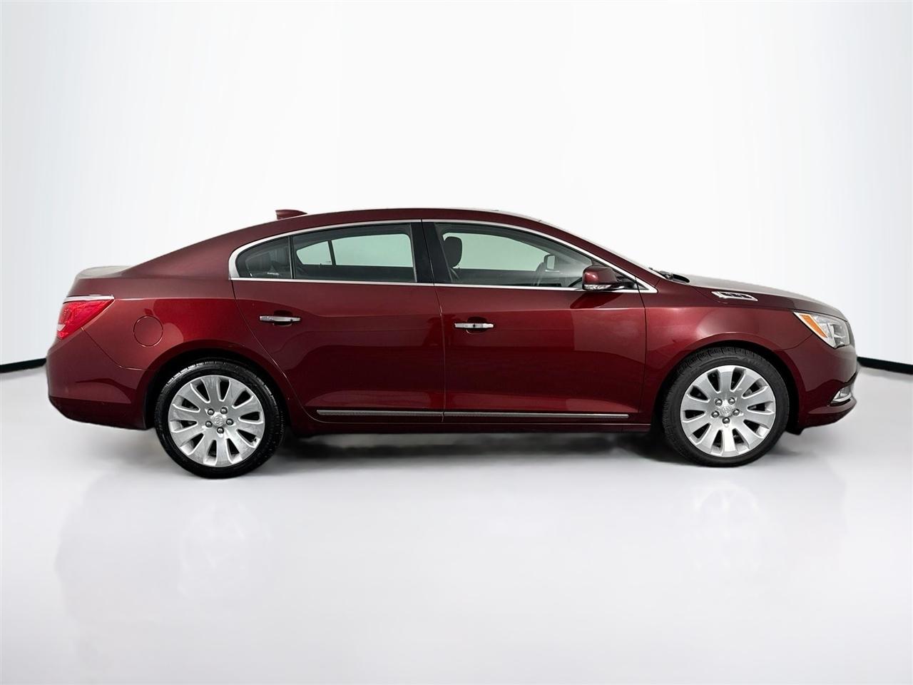 Buick LaCrosse 4dr Sdn Leather AWD 2015