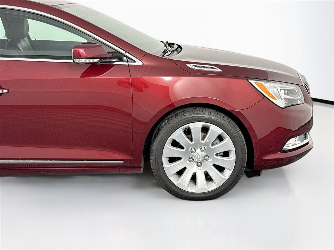 Buick LaCrosse 4dr Sdn Leather AWD 2015