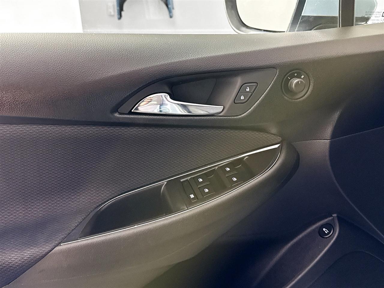 Chevrolet Cruze 4dr Sdn 1.4L LS w/1SA 2018