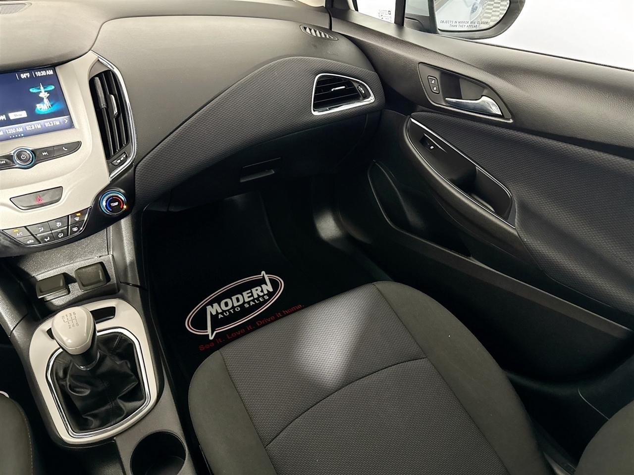 Chevrolet Cruze 4dr Sdn 1.4L LS w/1SA 2018