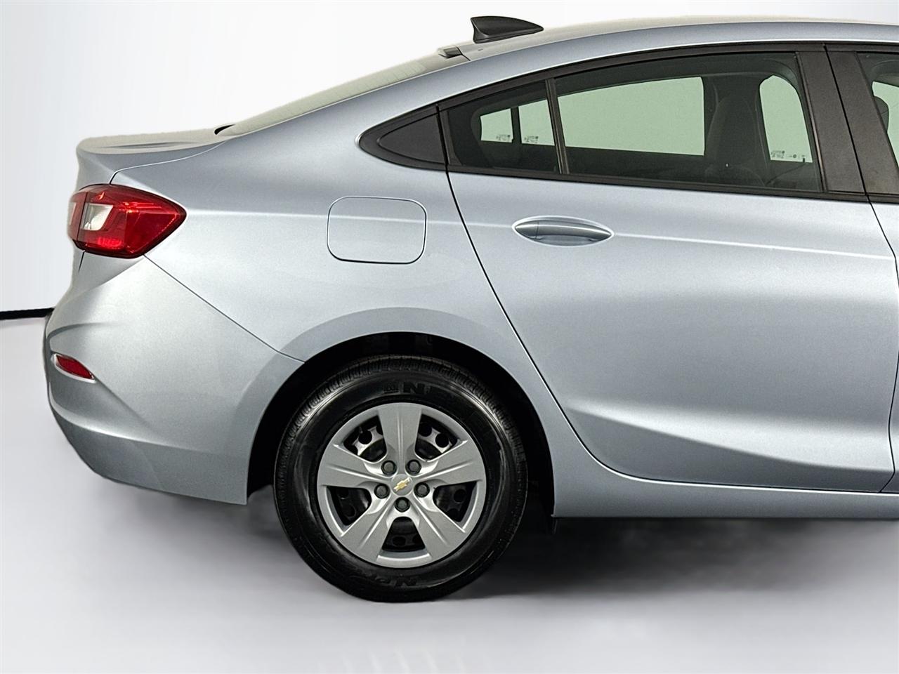 Chevrolet Cruze 4dr Sdn 1.4L LS w/1SA 2018