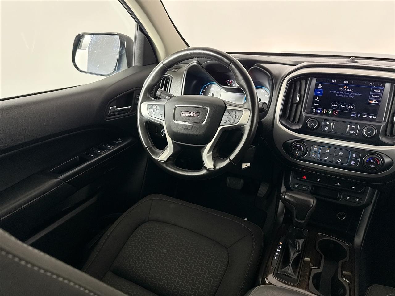 GMC Canyon 4WD Crew Cab 128" SLE 2020