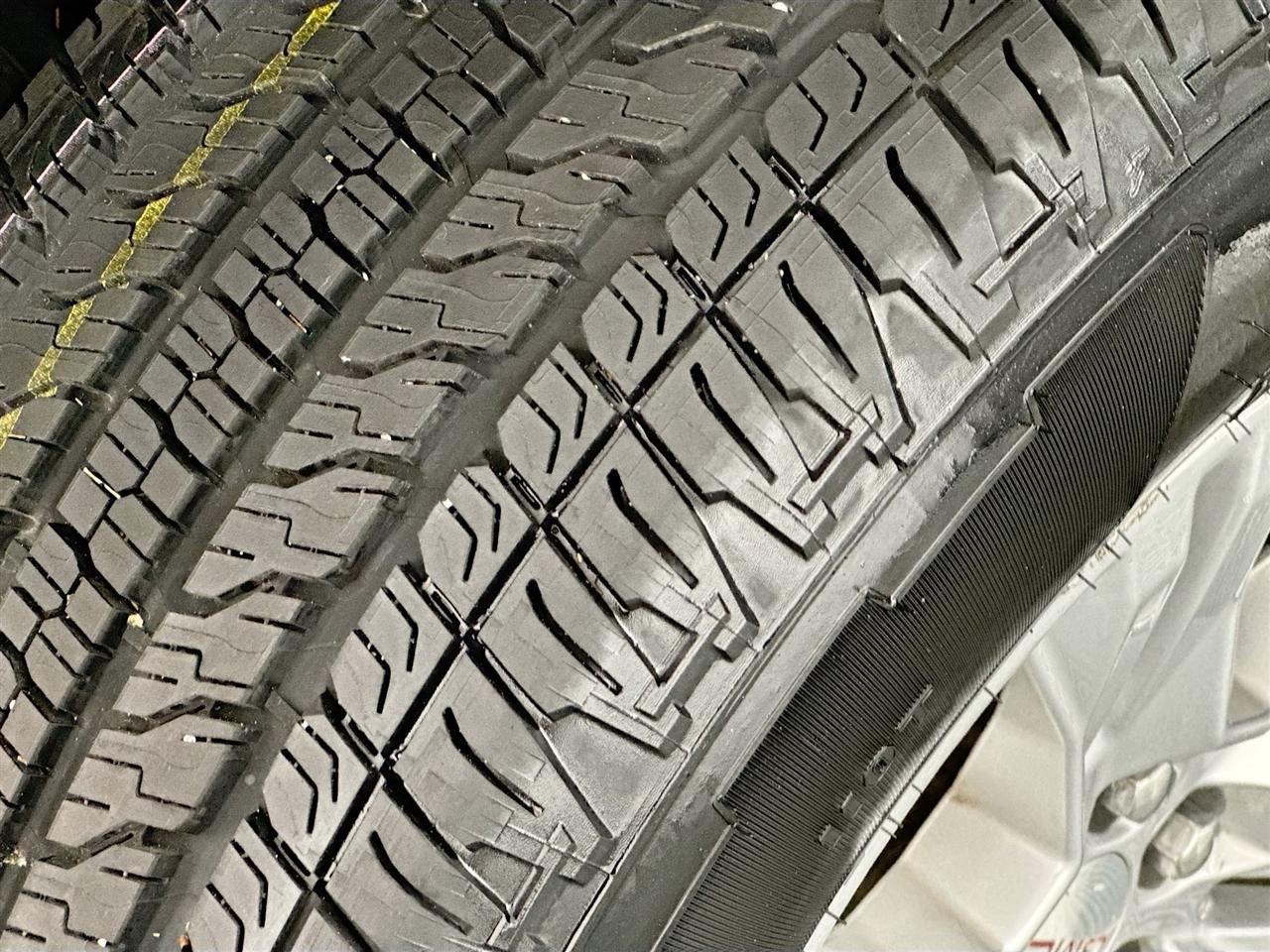 GMC Canyon 4WD Crew Cab 128" SLE 2020