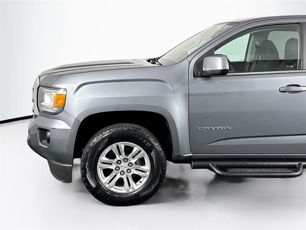 GMC Canyon 4WD Crew Cab 128" SLE 2020