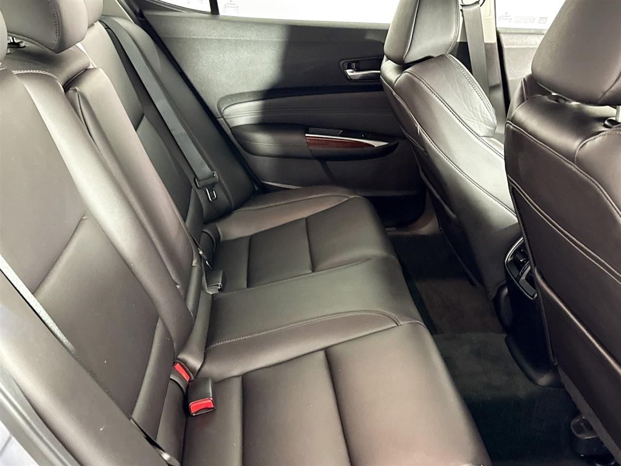 Acura TLX 4dr Sdn FWD V6 2016