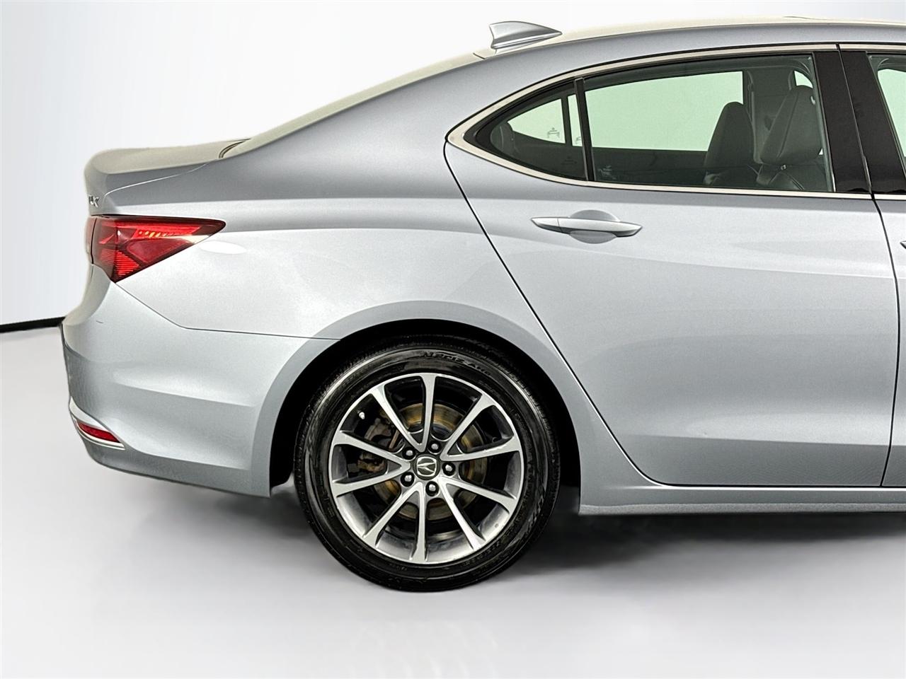 Acura TLX 4dr Sdn FWD V6 2016