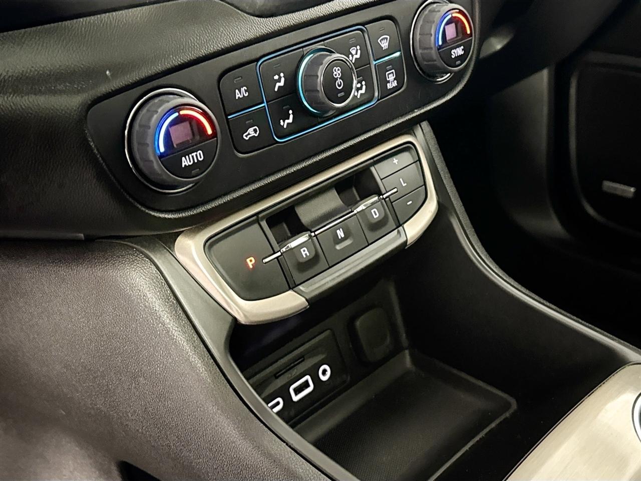 GMC Terrain AWD 4dr Denali 2022