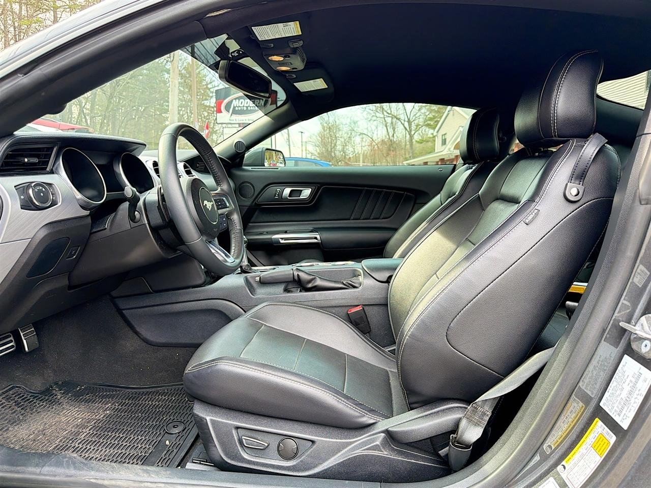 Ford Mustang GT Fastback 2020