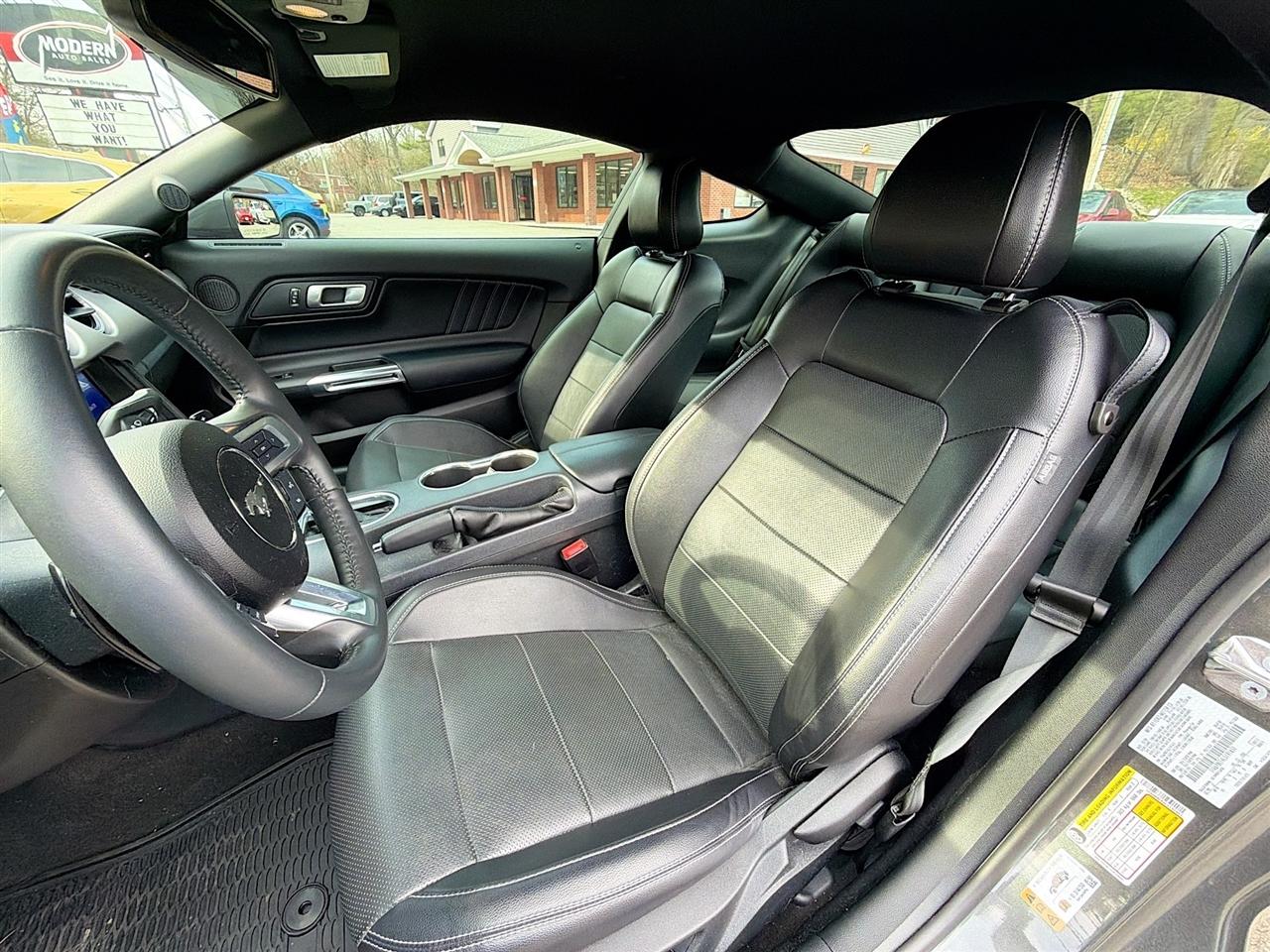 Ford Mustang GT Fastback 2020