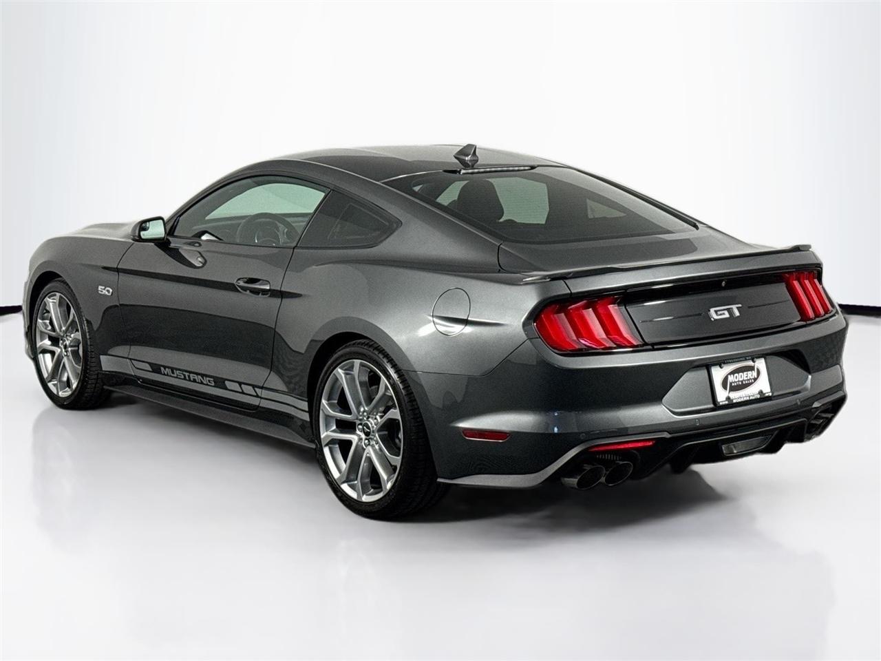 Ford Mustang GT Fastback 2020