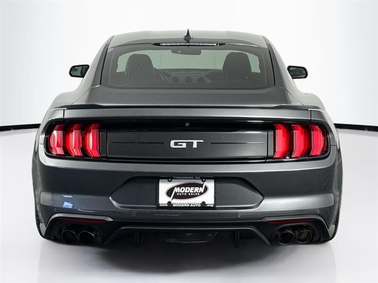 Ford Mustang GT Fastback 2020