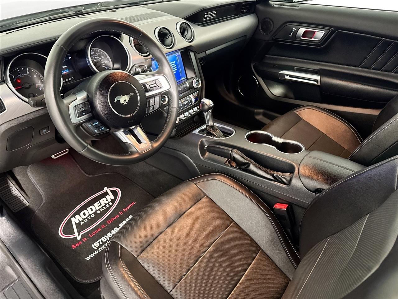 Ford Mustang GT Fastback 2020