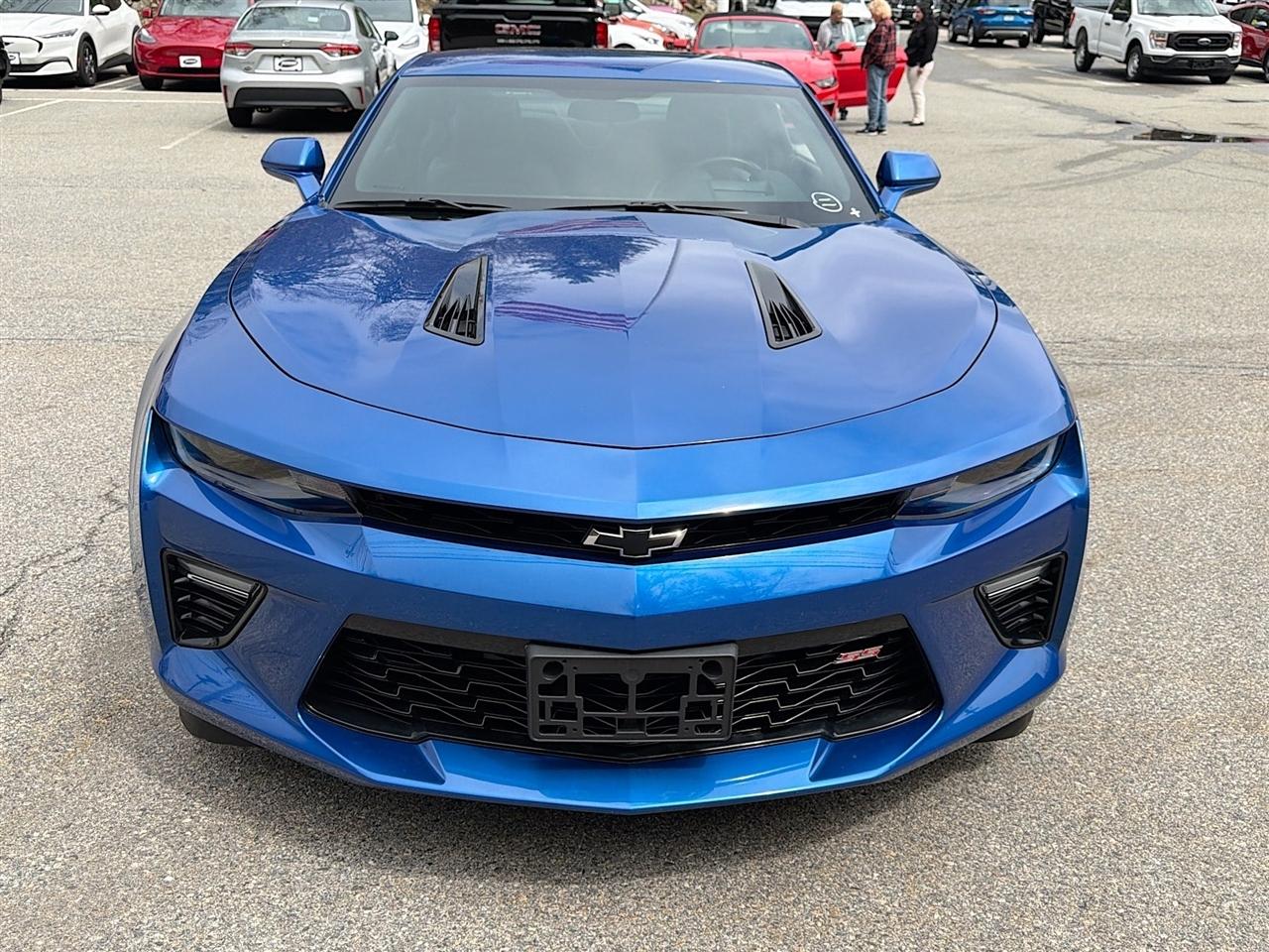 Chevrolet Camaro 2dr Cpe 2SS 2018