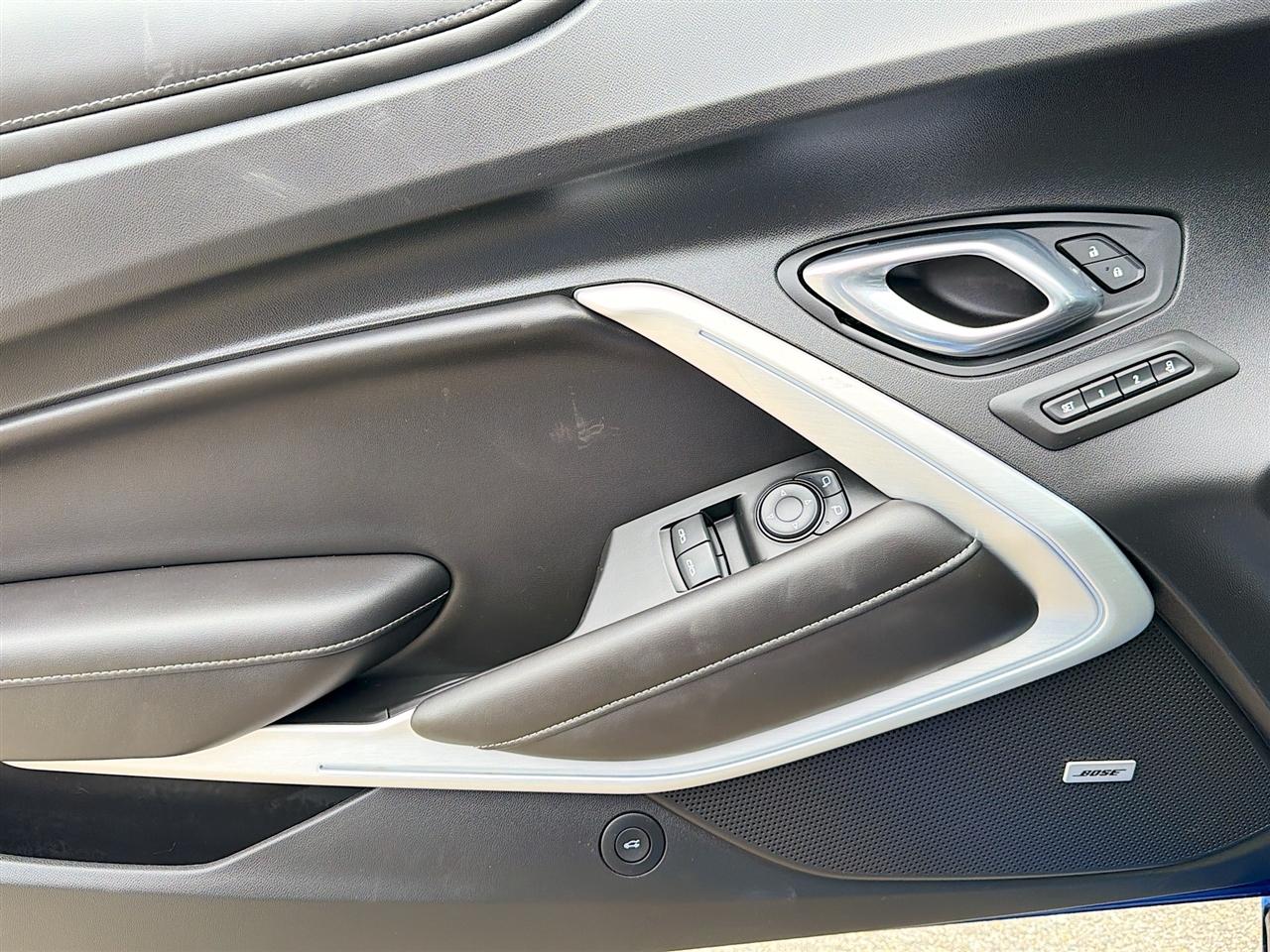 Chevrolet Camaro 2dr Cpe 2SS 2018