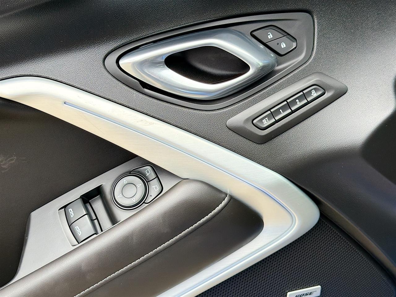 Chevrolet Camaro 2dr Cpe 2SS 2018