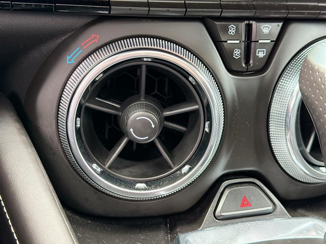 Chevrolet Camaro 2dr Cpe 2SS 2018