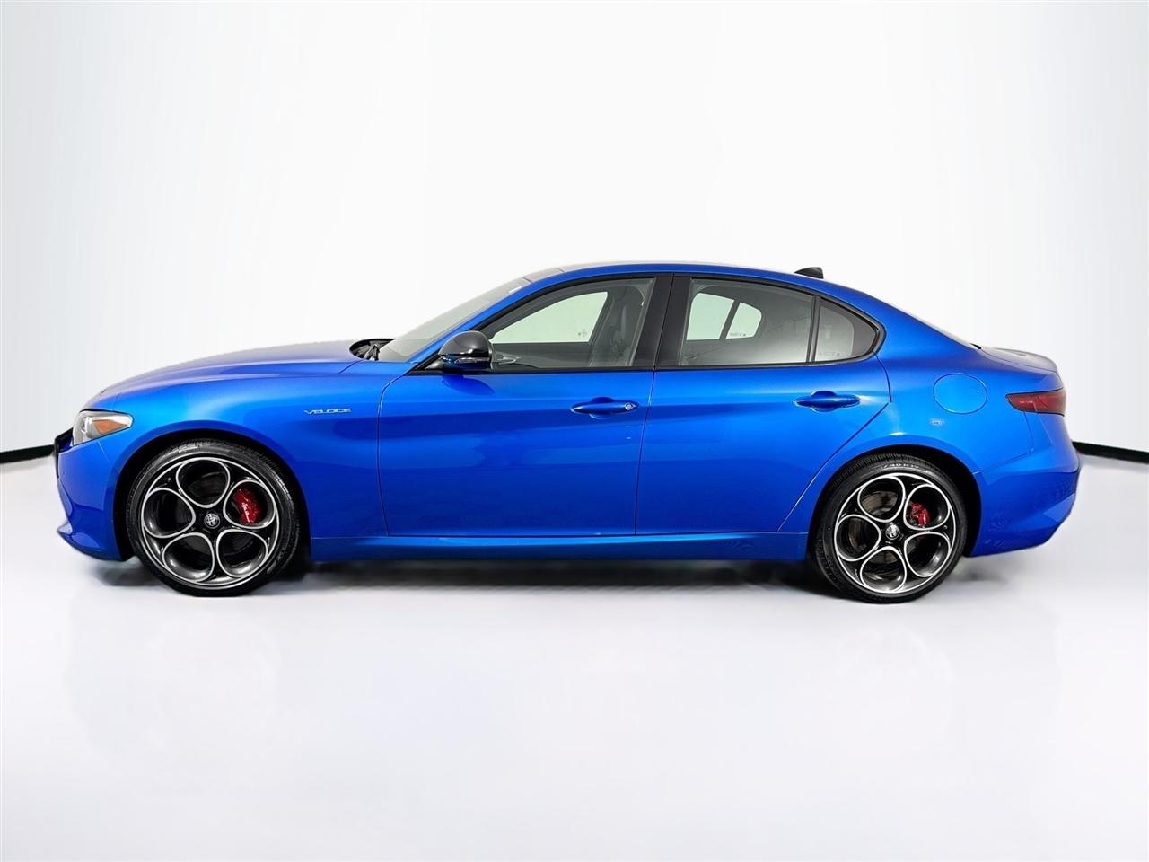 Alfa Romeo Giulia Veloce AWD 2022