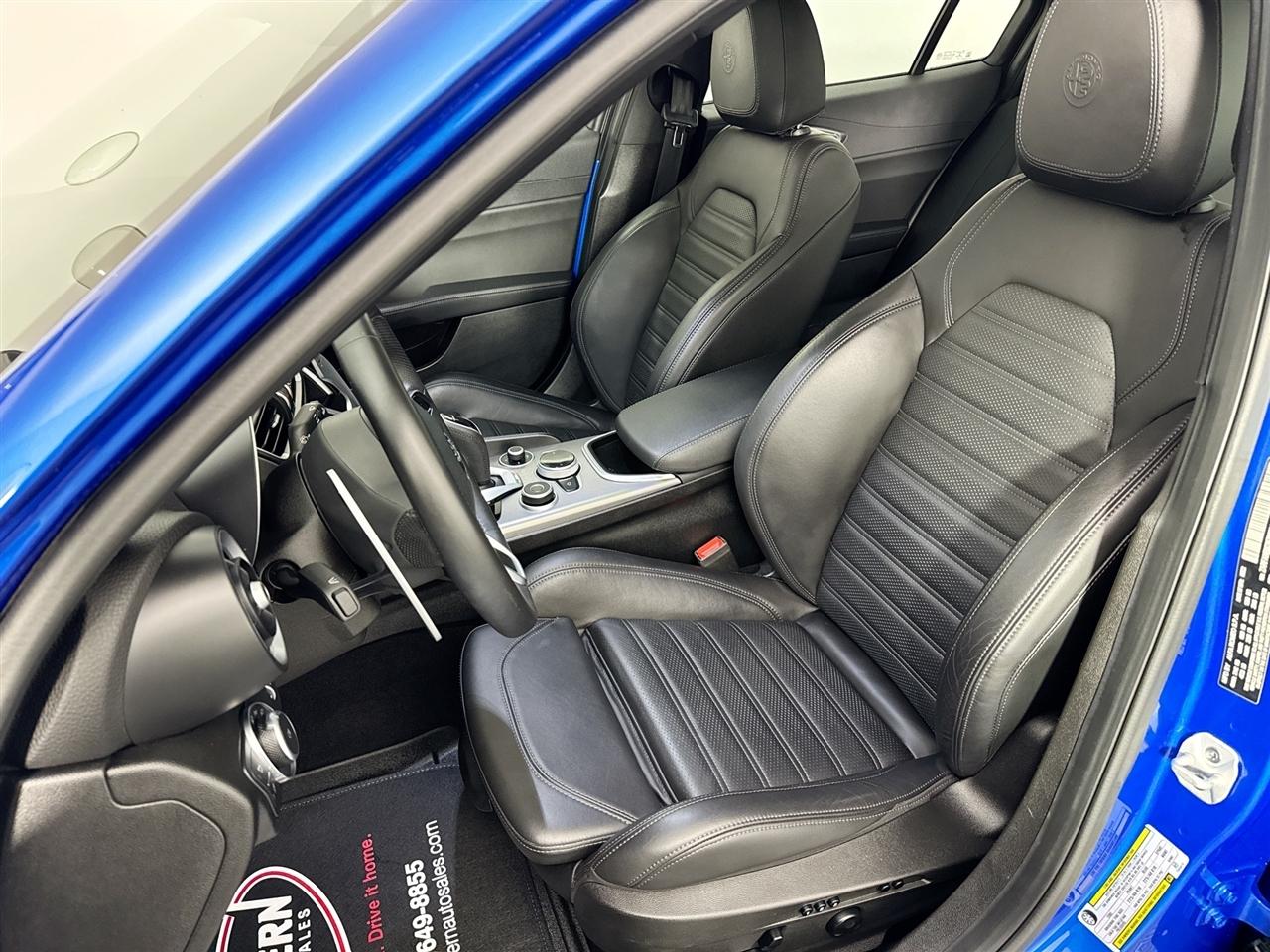 Alfa Romeo Giulia Veloce AWD 2022