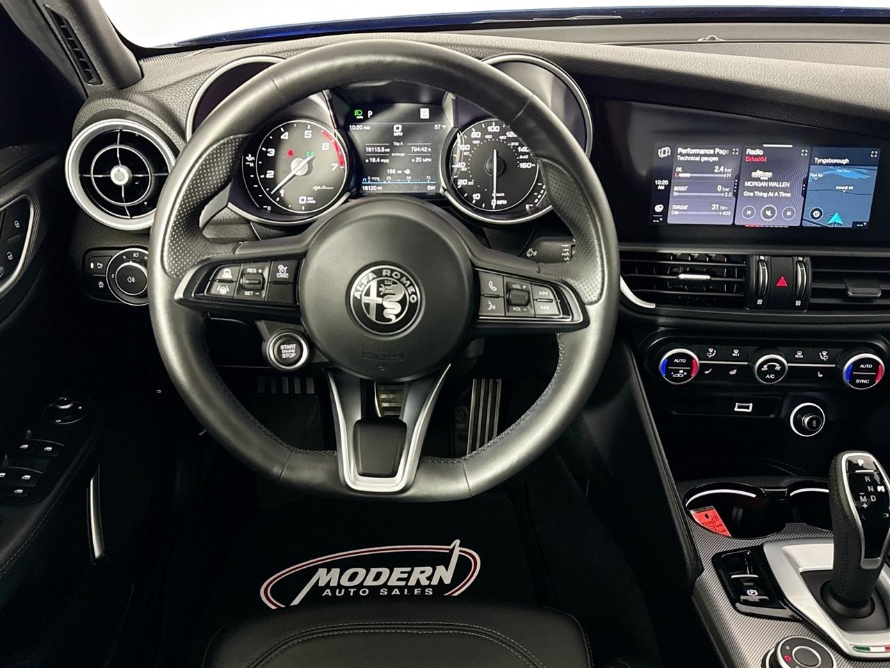 Alfa Romeo Giulia Veloce AWD 2022