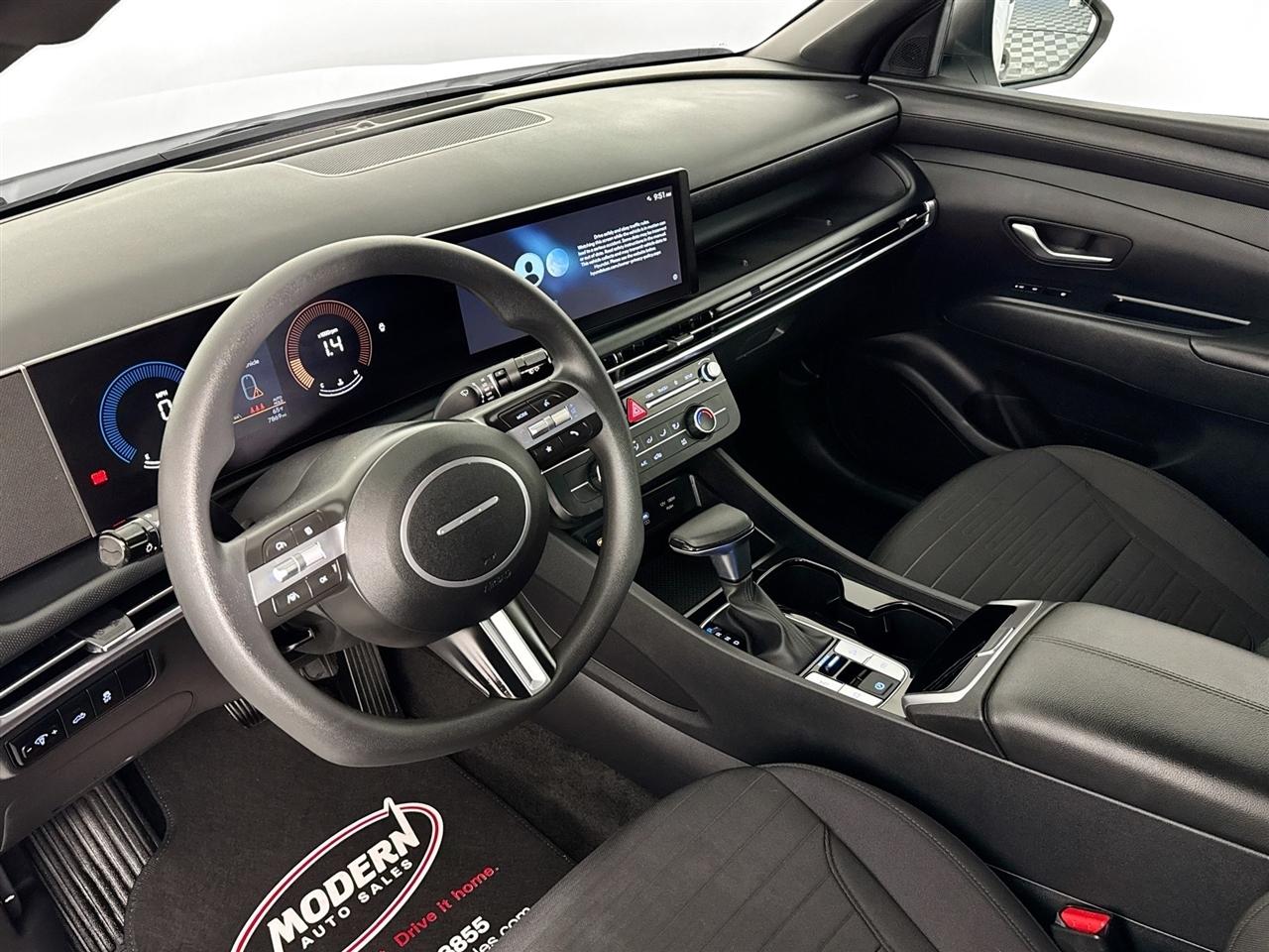 Hyundai Santa Cruz SE AWD 2025