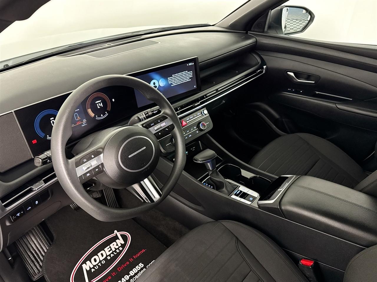 Hyundai Santa Cruz SE AWD 2025