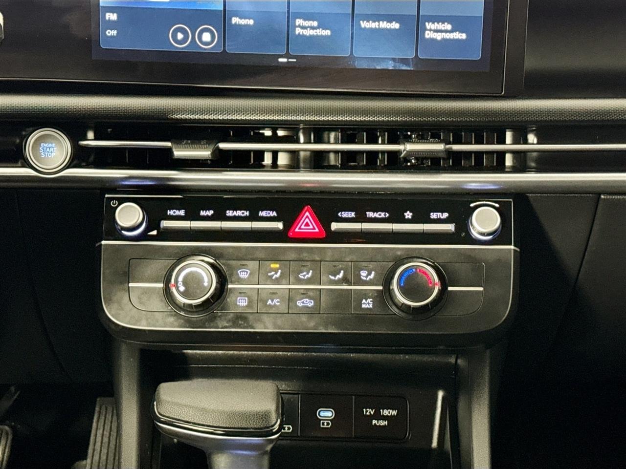 Hyundai Santa Cruz SE AWD 2025