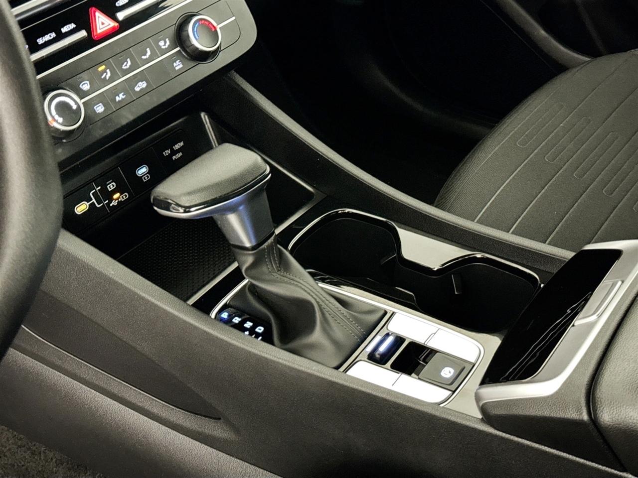 Hyundai Santa Cruz SE AWD 2025