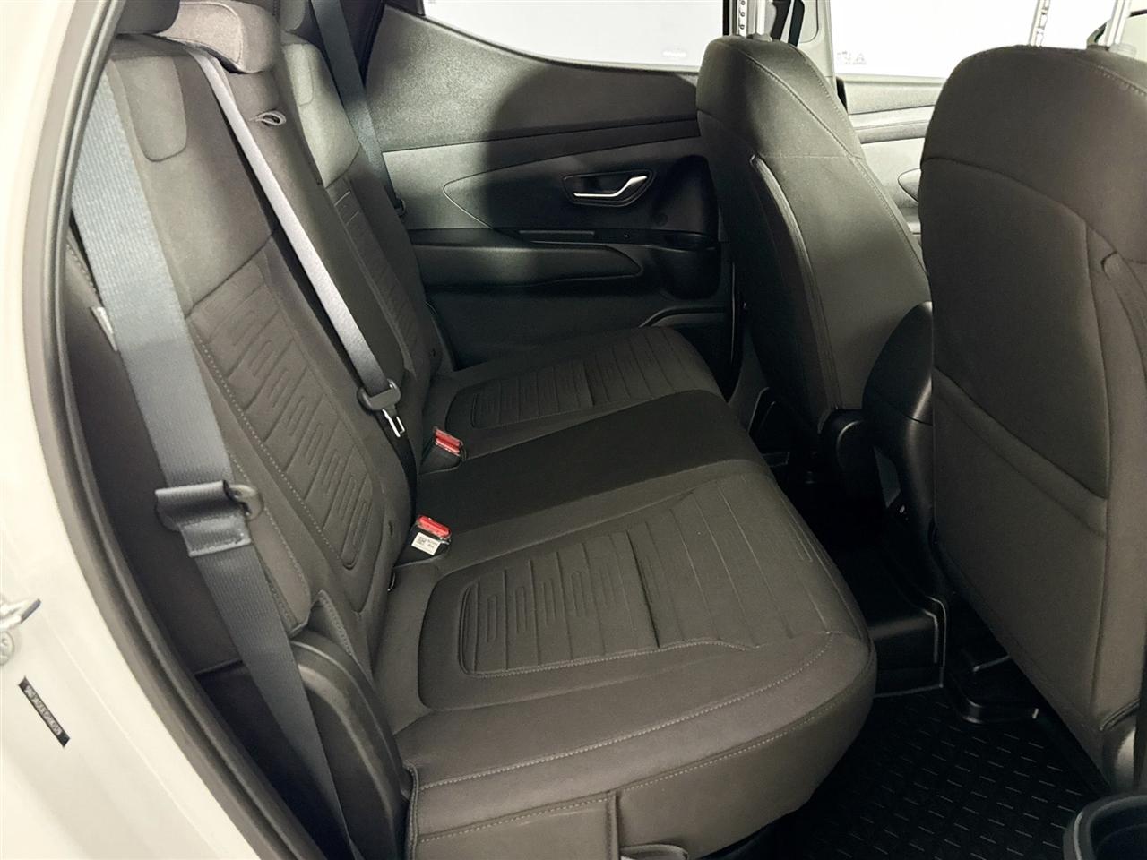 Hyundai Santa Cruz SE AWD 2025