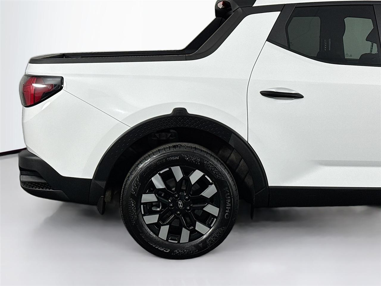 Hyundai Santa Cruz SE AWD 2025