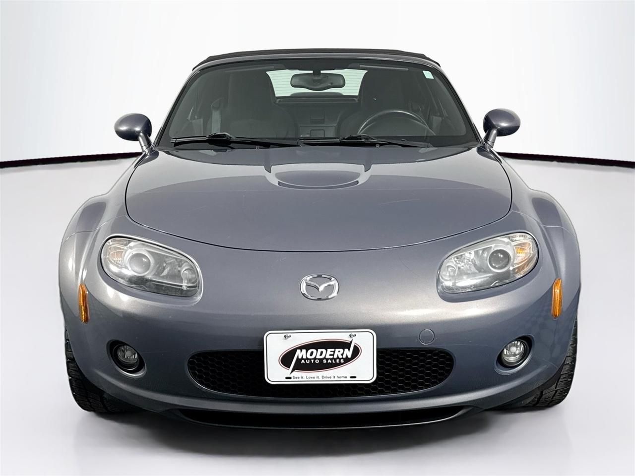 Mazda MX-5 Miata 2dr Conv Touring Manual 2006