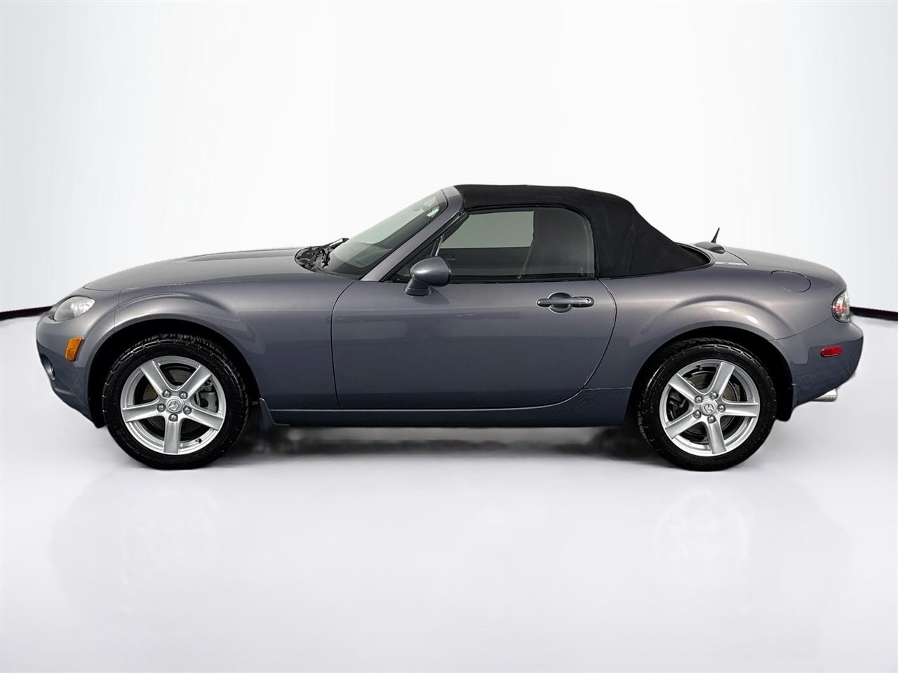 Mazda MX-5 Miata 2dr Conv Touring Manual 2006