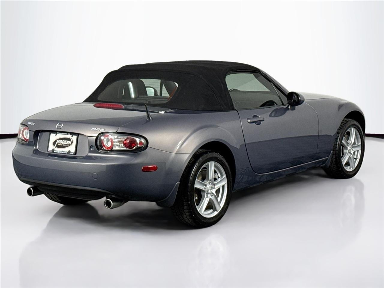 Mazda MX-5 Miata 2dr Conv Touring Manual 2006