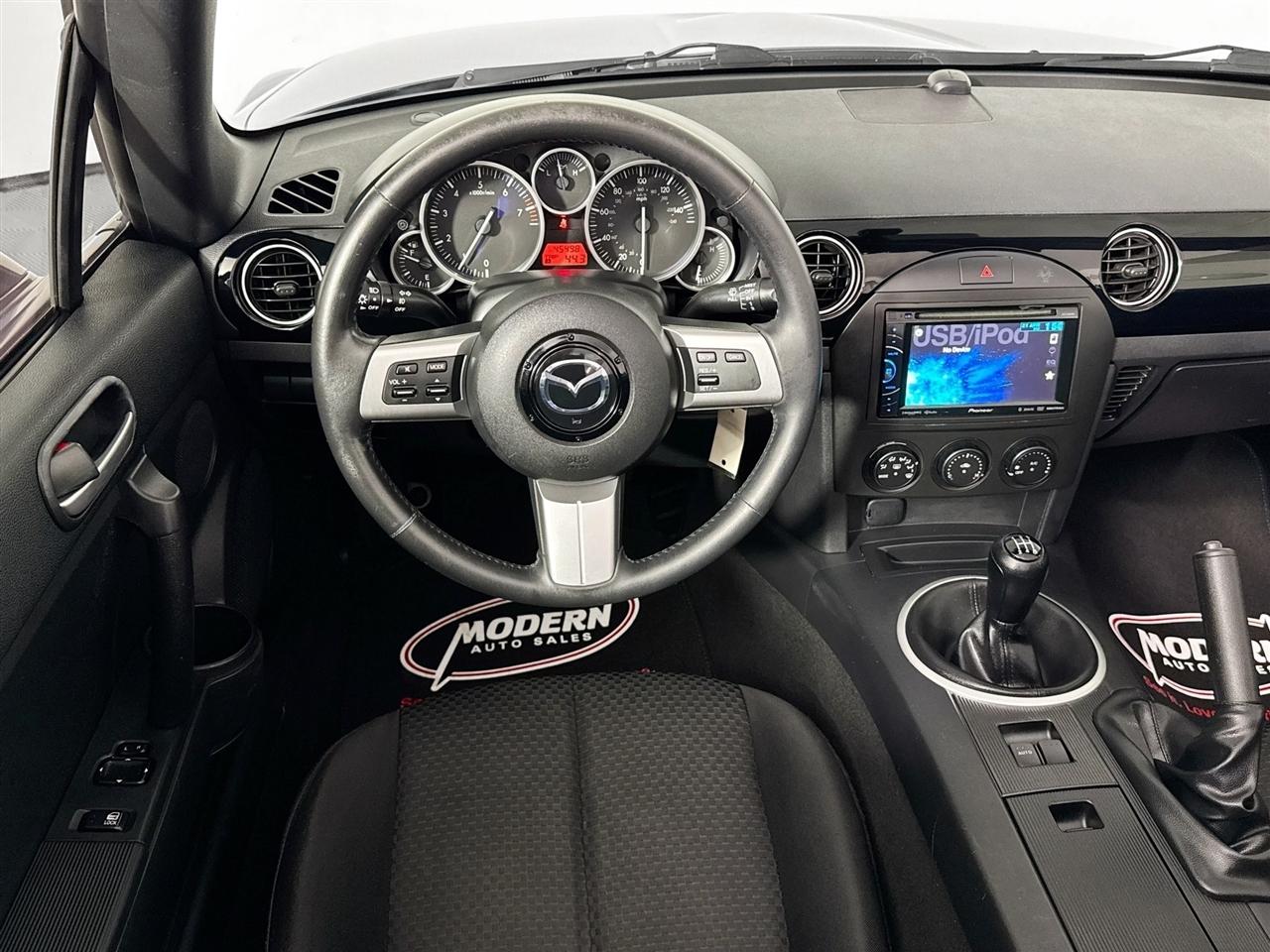 Mazda MX-5 Miata 2dr Conv Touring Manual 2006