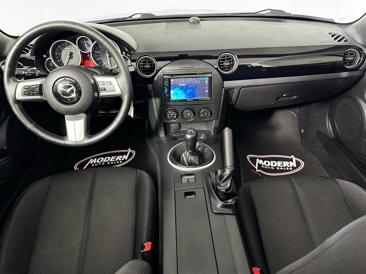 Mazda MX-5 Miata 2dr Conv Touring Manual 2006