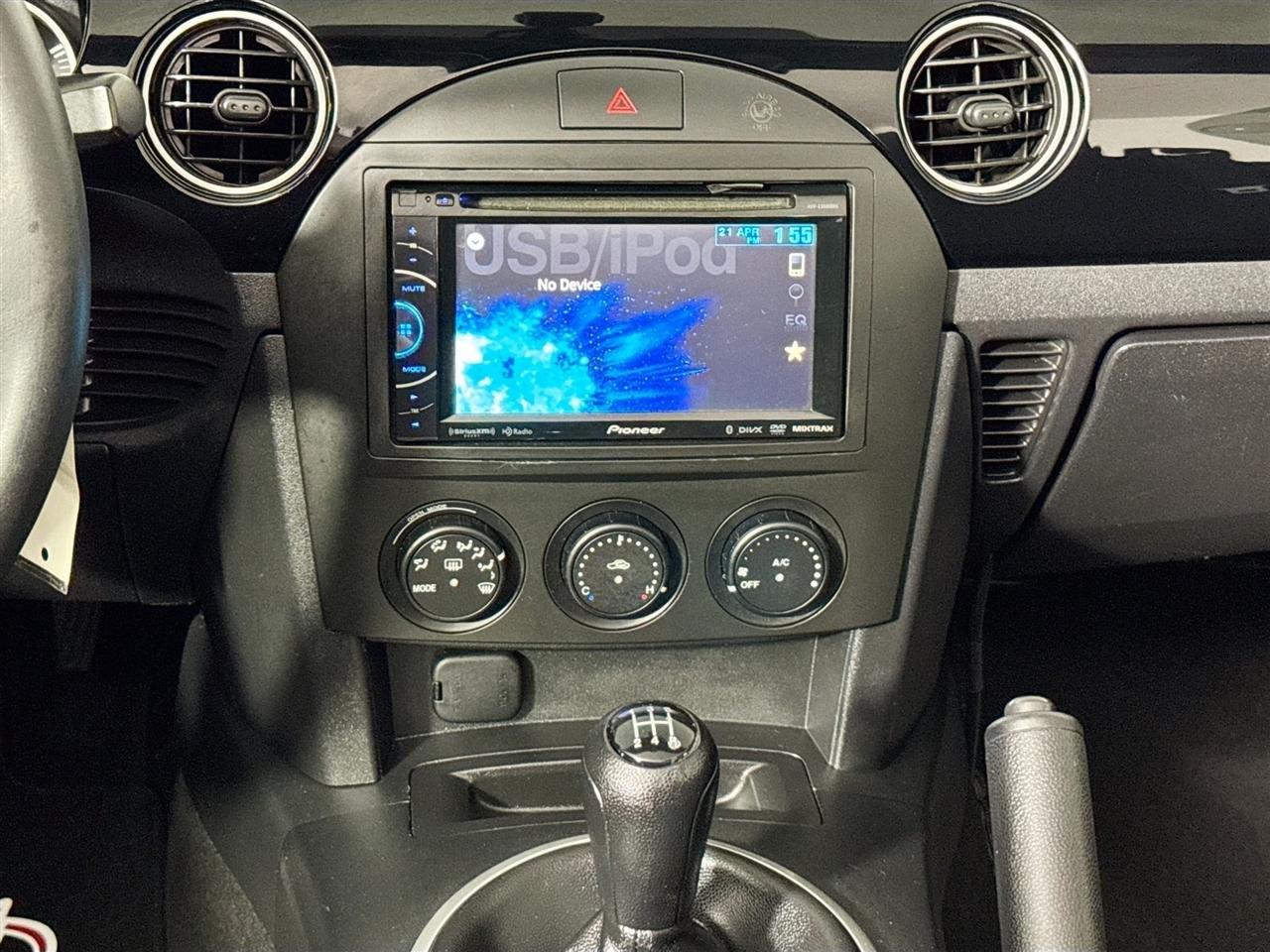 Mazda MX-5 Miata 2dr Conv Touring Manual 2006