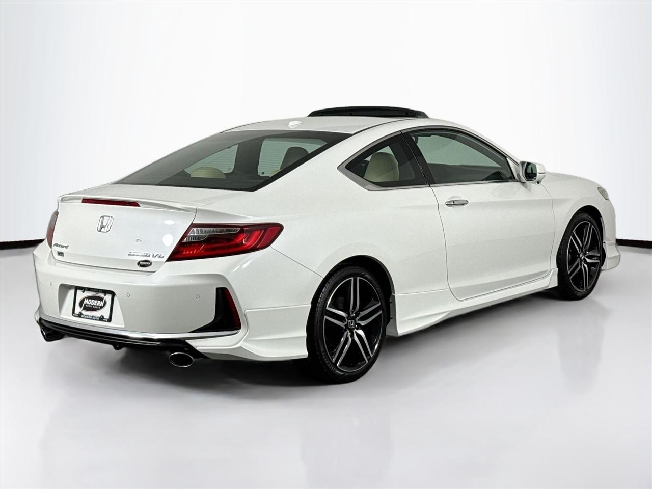 Honda Accord Coupe Touring Auto 2017